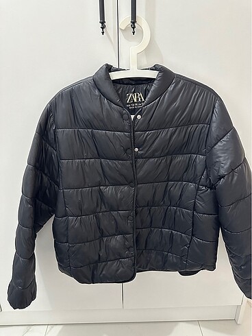 Zara mont