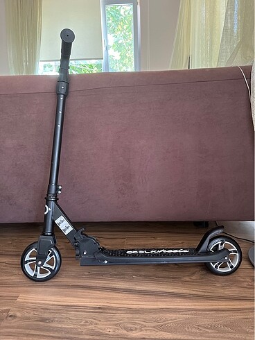 Cool wheels scooter