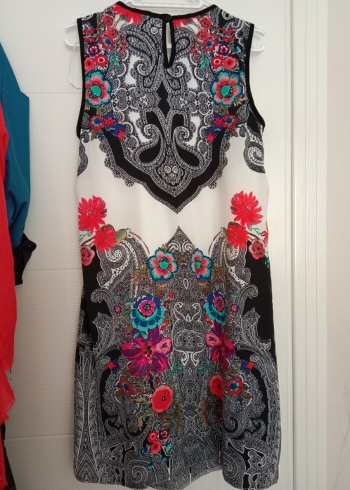 Şık yazlık elbise. - Görsel 4