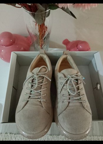 Bej Kadın tasarım ayakkabı. - Görsel 2