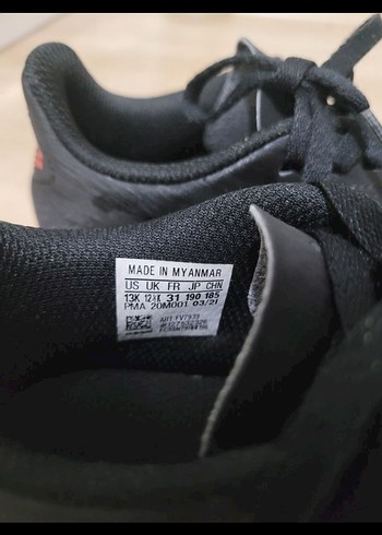 Siyah Çocuk Krampon Ayakkabı - Görsel 3