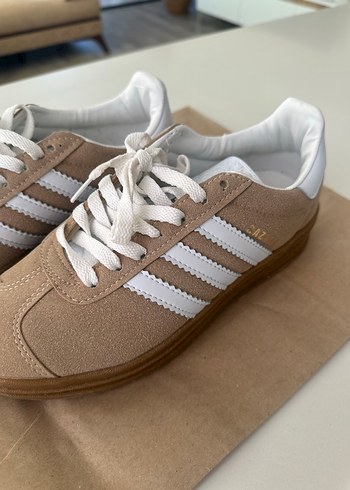39 Beden Bej Süet Kadın Sneakers