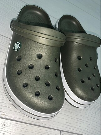 Crocs terlik