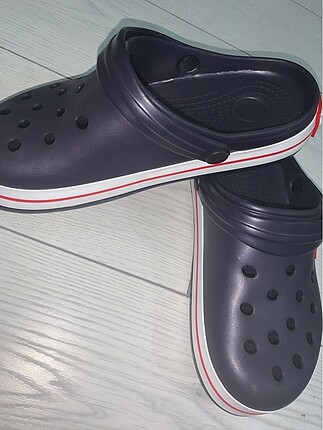 Crocs terlik