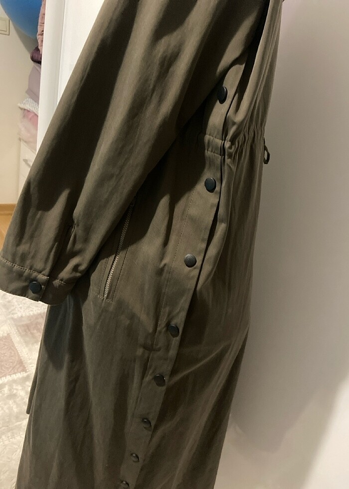 Nihan marka içi kürklü trençkot - Görsel 4