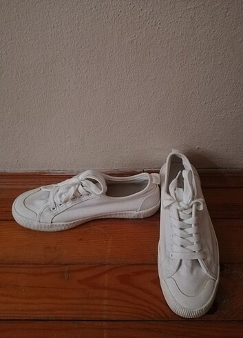 beyaz casual ayakkabı