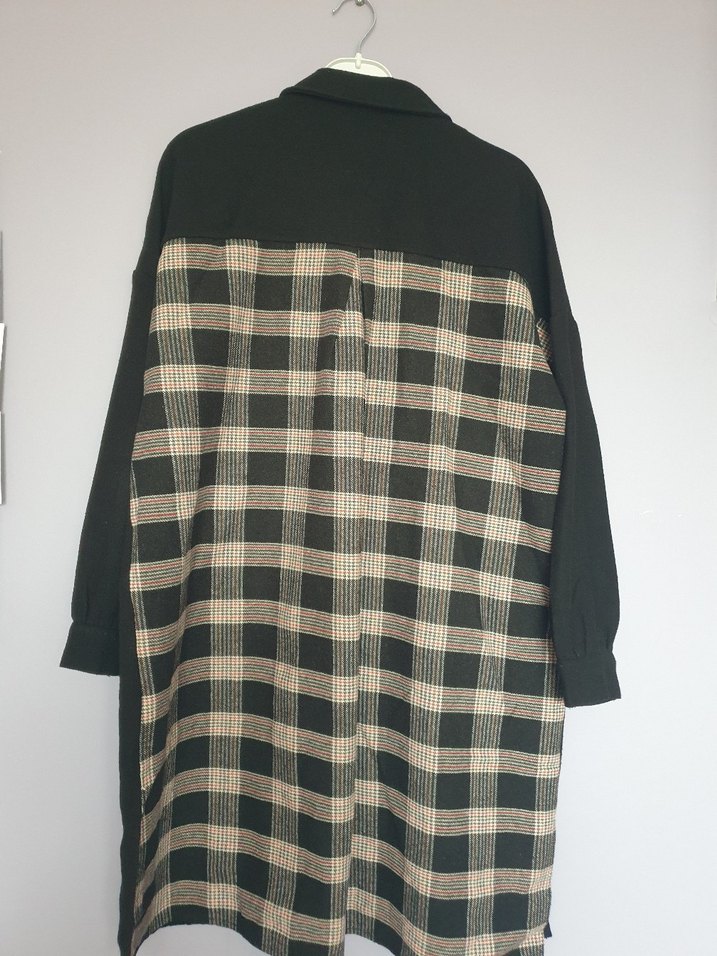 Düğmeli Siyah Uzun Keten Kadın Gömlek - Görsel 2