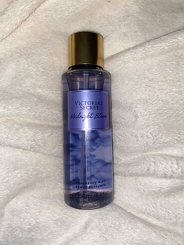 Victoria Secret Midnight Bloom