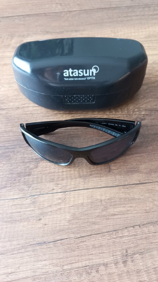 Siyah Güneş Gözlüğü - Görsel 5