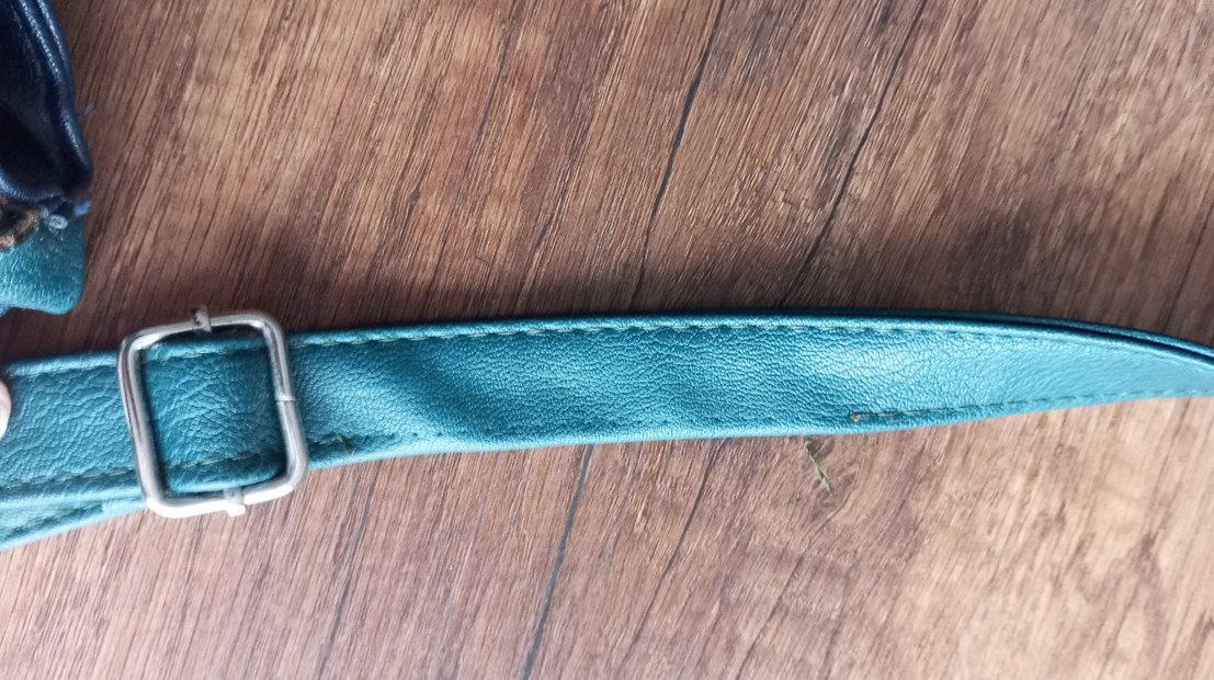 Kemer Detaylı Koyu Yeşil Deri Kadın Çanta - Görsel 5