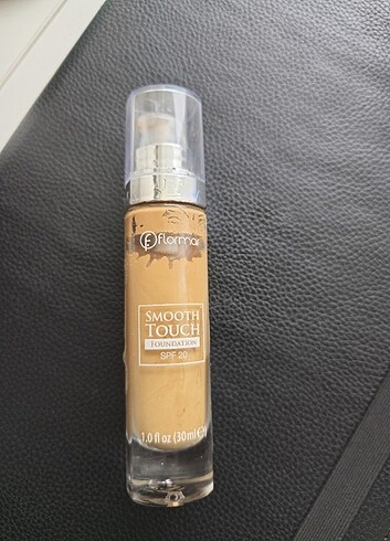 Beden Renk Flormar fondöten (smooth touch foundaiton) 09 golden beige
