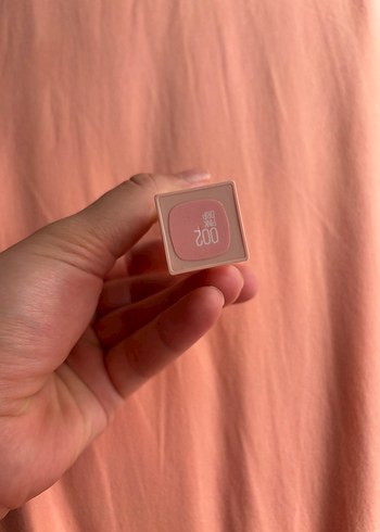 Maybelline lifter glaze Ruj 002
