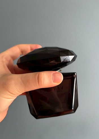 Versace Crystal Noir Kadın Parfümü - Görsel 4