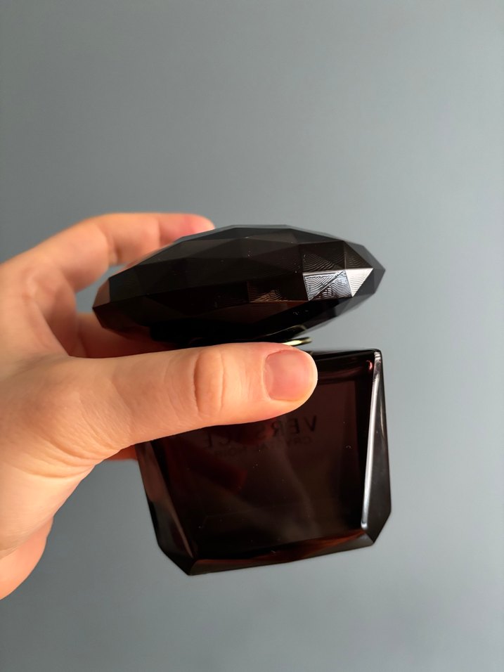 Versace Crystal Noir Kadın Parfümü - Görsel 4