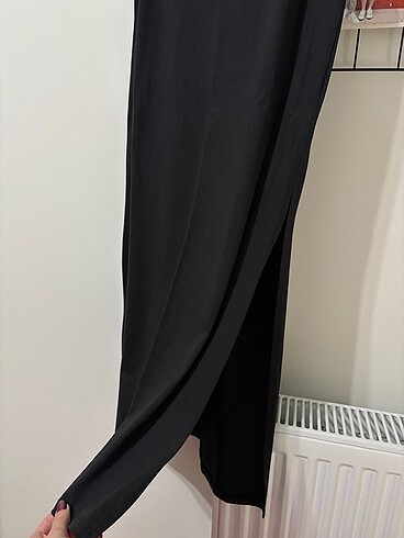 xs Beden siyah Renk bershka midi etek