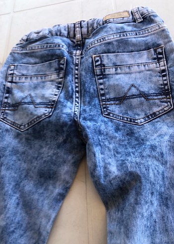 9 Yaş Beden 9-10 yaş erkek çocuk kot pantalon