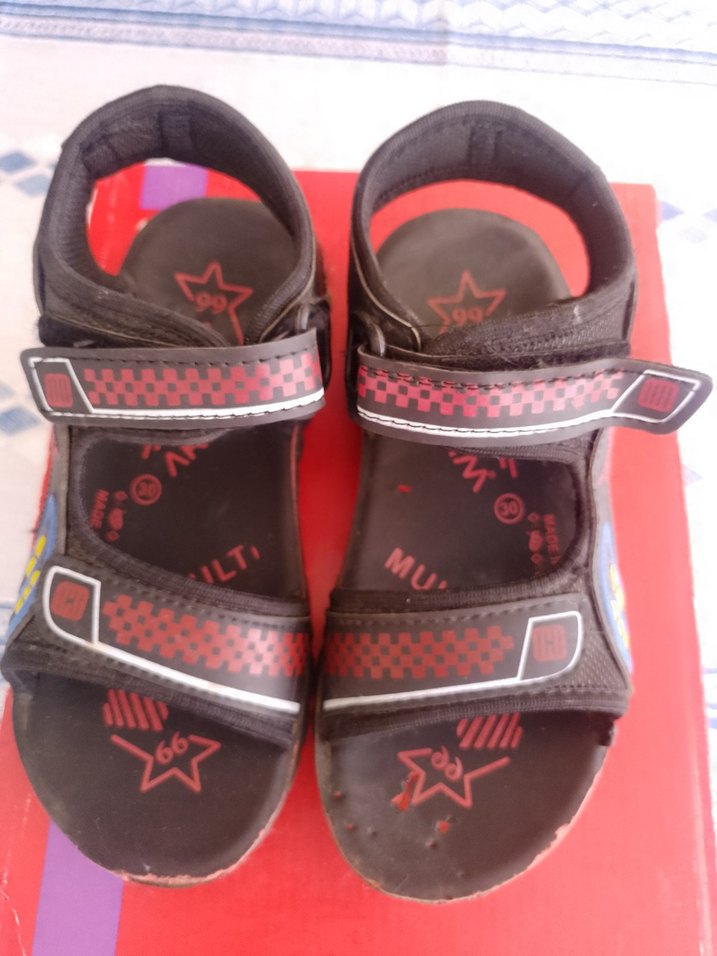 Kırmızı Baskılı Erkek Çocuk Sandalet - Görsel 4