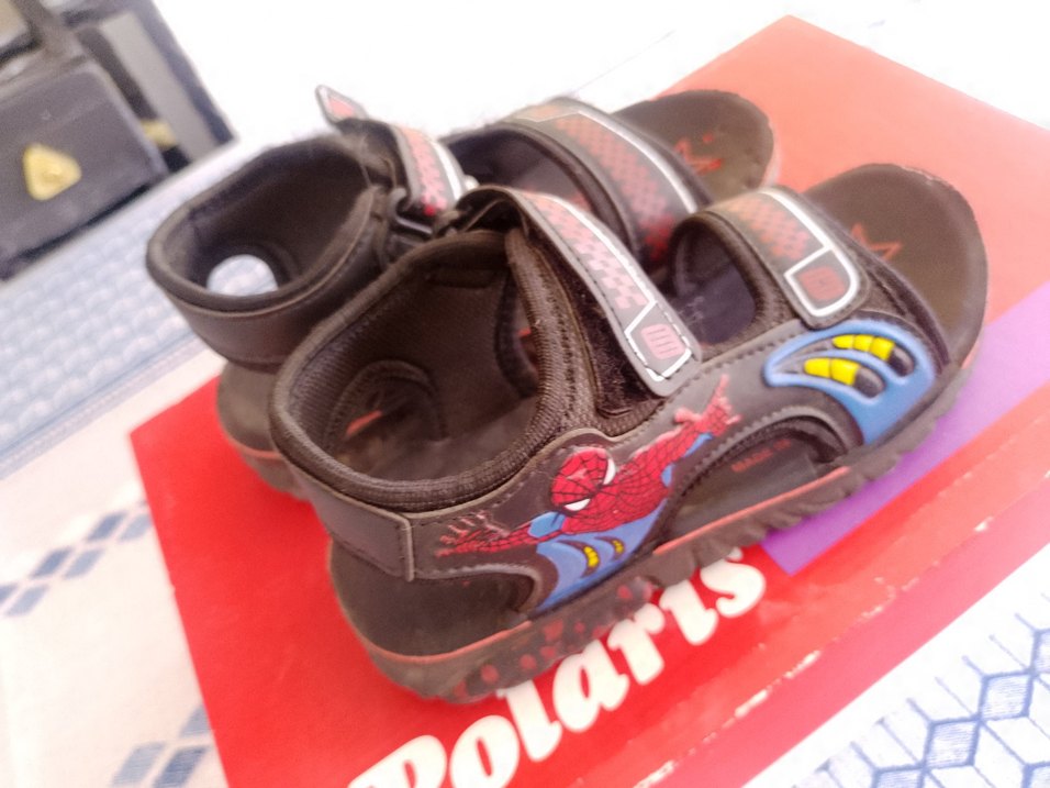 Kırmızı Baskılı Erkek Çocuk Sandalet - Görsel 2