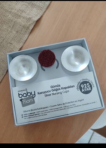 Gümüş göğüs ucu koruyucu kapak