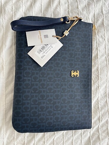 Beden Pierre Cardin etiketi üzerinde Lacivert clutch