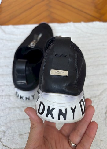 38,5 Beden siyah Renk DKNY Siyah Kadın Sneaker 38,5 numara