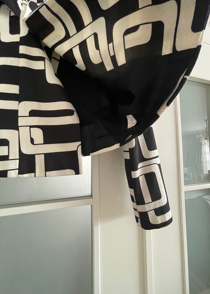 Sorunsuz şık kaban ceket - Görsel 4