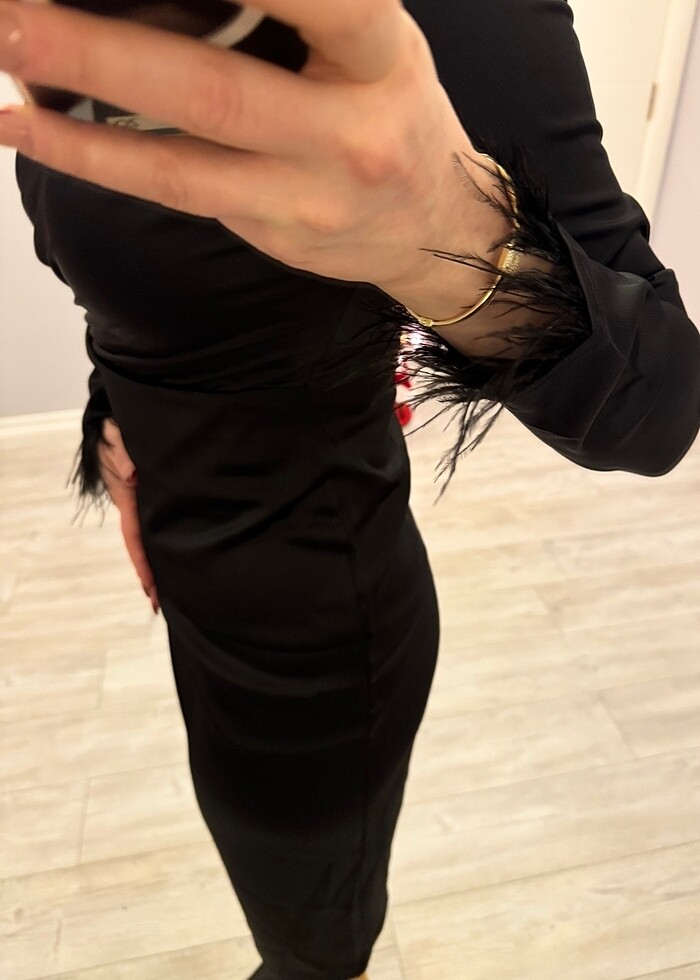 Saten elbise - Görsel 4