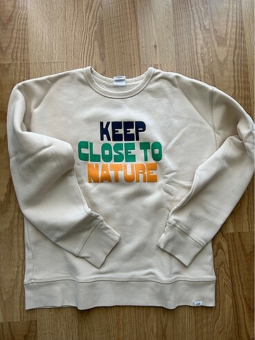Gap sweat shirt