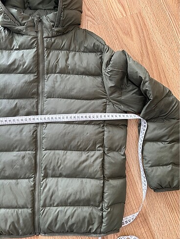 11-12 Yaş Beden haki Renk Uniqlo mont