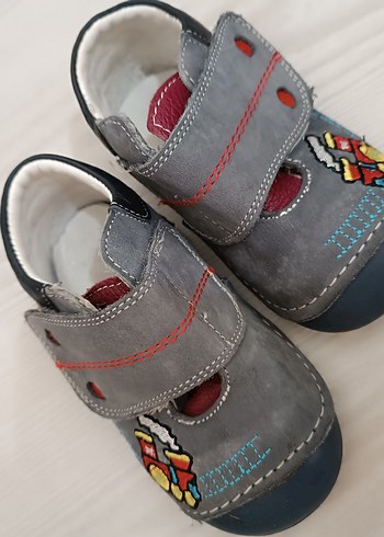 Gri Erkek Bebek İlk Adım Ayakkabısı Velcro