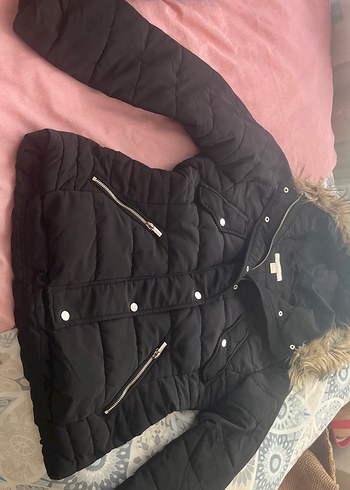 36 Beden HM Siyah, Kürklü, Kadın Kışlık Mont