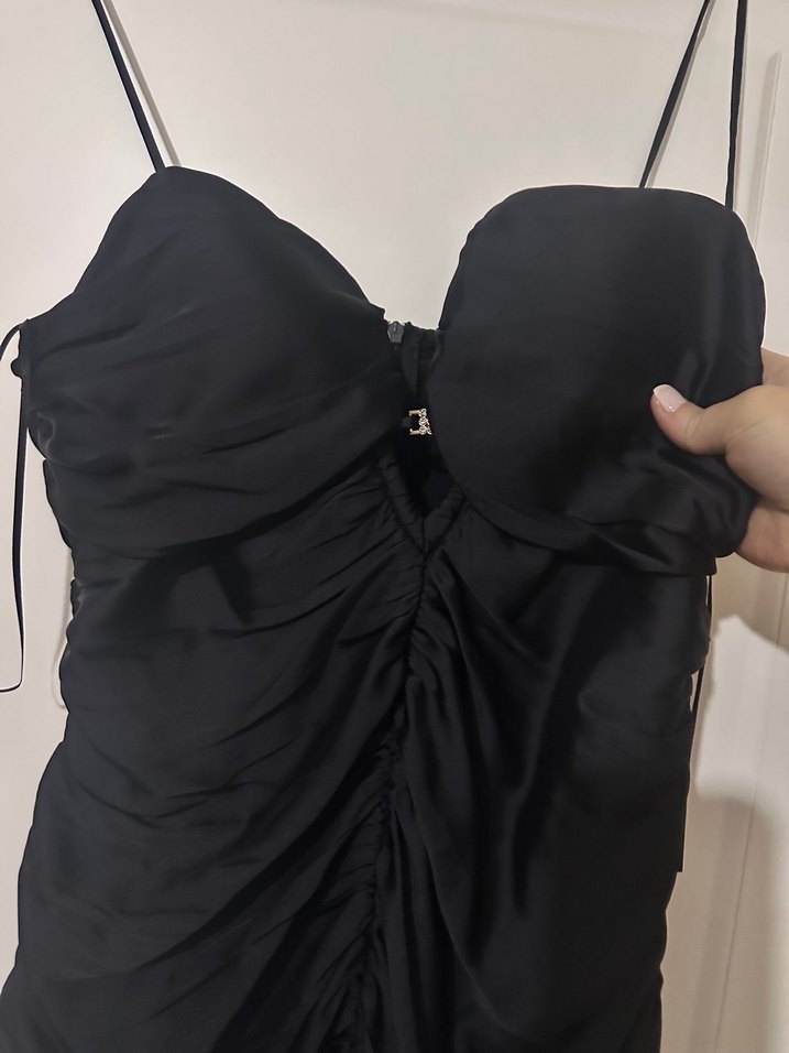 Siyah Drapeli İnce Askılı Mini Elbise - Görsel 2