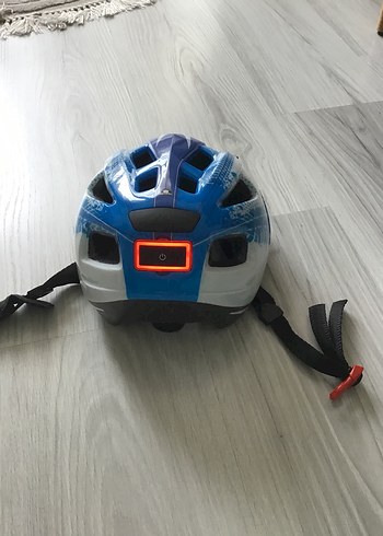 Mavi Desenli Bisiklet Kaskı - Görsel 4