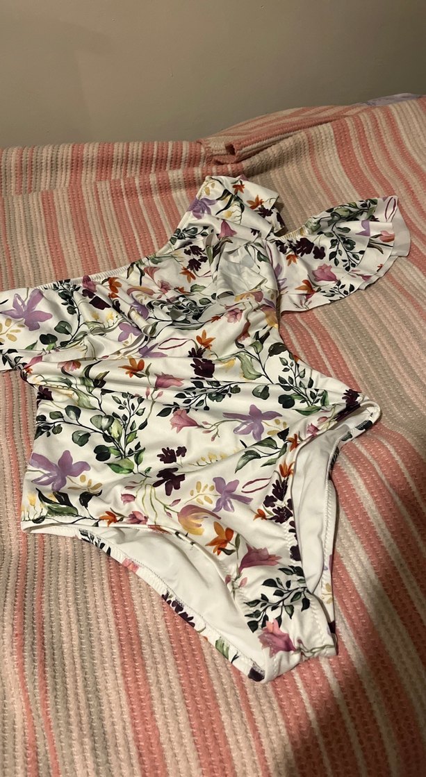 Çiçek Desenli Fırfırlı Bohem Kadın Mayo - Görsel 2