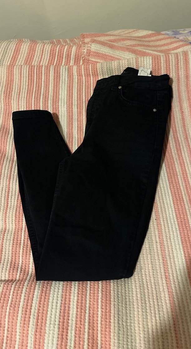 Kadın Siyah Dar Kesim Midi Kot Pantolon - Görsel 4