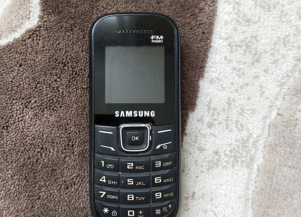Samsung tuşlu telefon