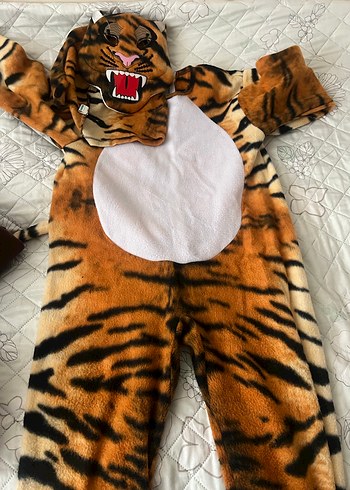 Kahverengi Leopar Desenli Kürklü Kedi Kıyafeti - Görsel 3