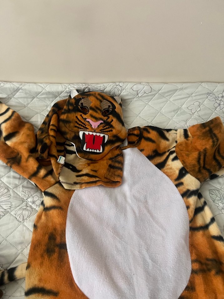 Kahverengi Leopar Desenli Kürklü Kedi Kıyafeti - Görsel 4