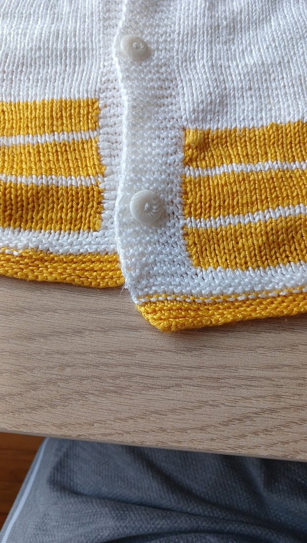 Kızlar için beyaz sarı örme hırka - Görsel 2