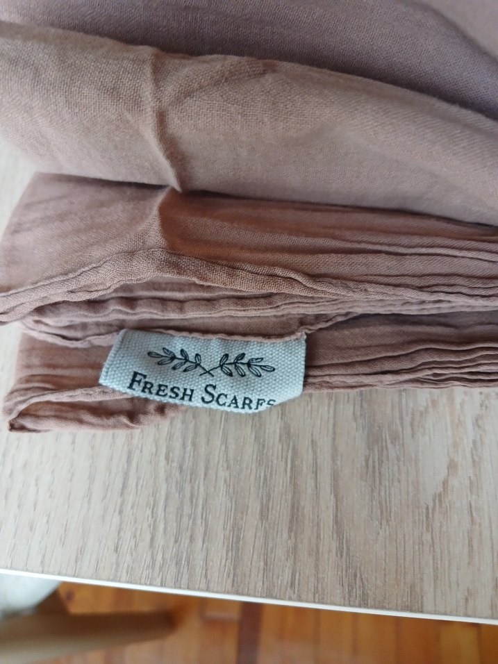 Kadın Pilili Keten Kahverengi Şal - Görsel 2