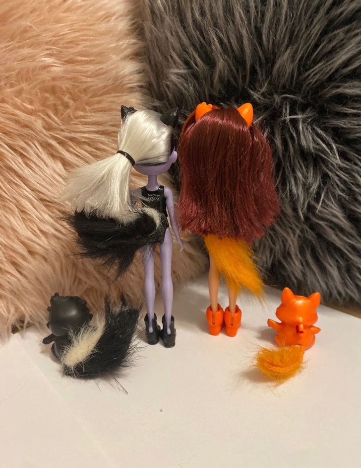 Enchantimals - Renkli Kostümlü İki Bebek ve Hayvan Figürleri - Görsel 2