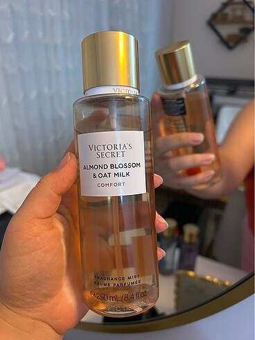 Victoria?s Secret Sprey orijinal Almond