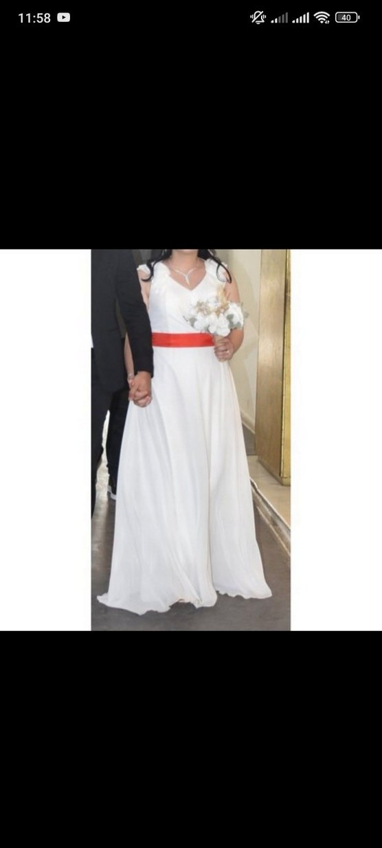 Beyaz Valonlu Şifon V yaka Nikahlık Gelinlik - Görsel 3