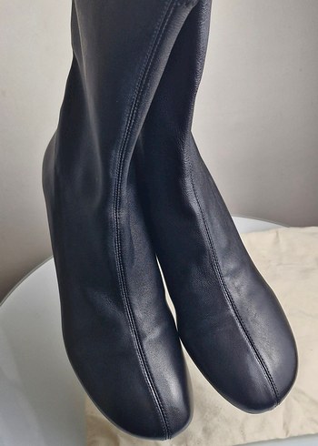 Zara yumuşak deri bilekte bot - Görsel 2