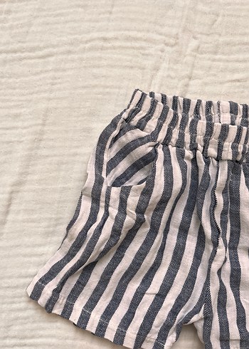 Gri Çizgili Erkek Keten Şort - Görsel 3