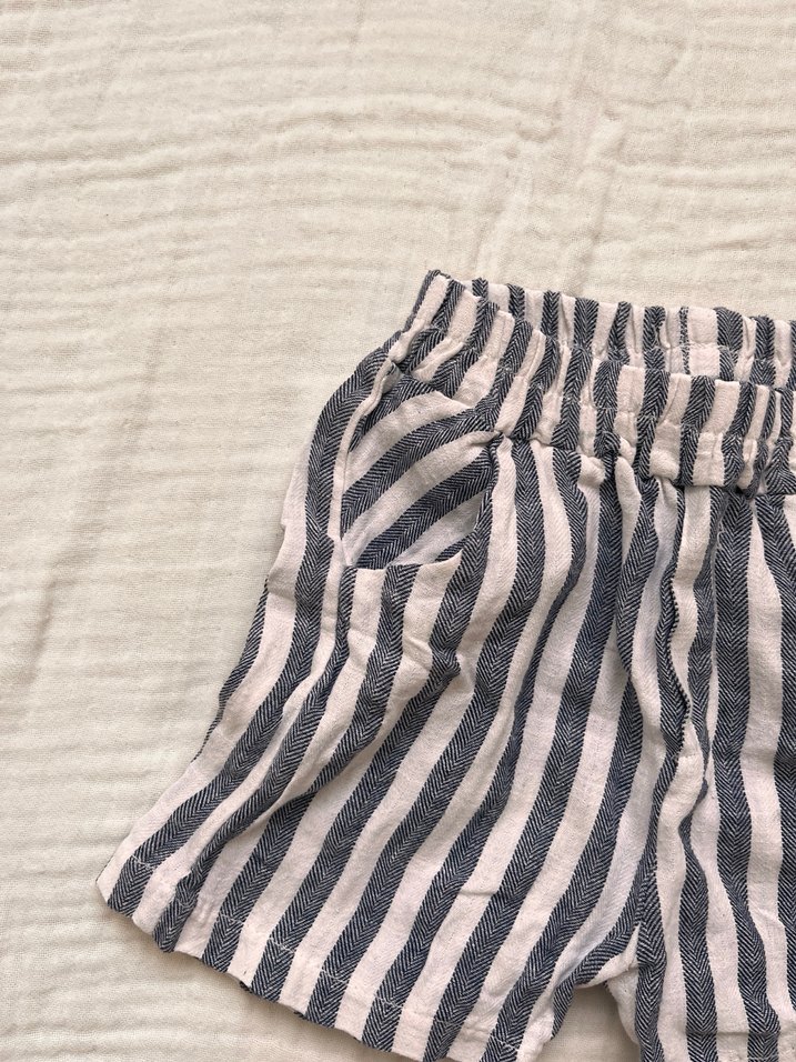Gri Çizgili Erkek Keten Şort - Görsel 3