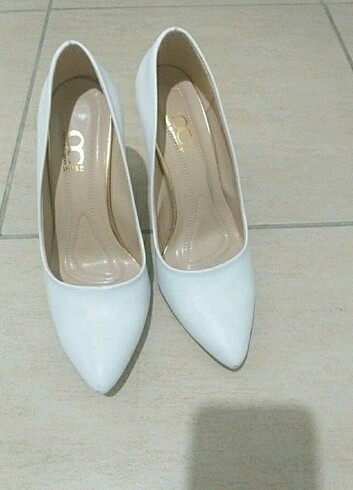 Diğer Beyaz stiletto