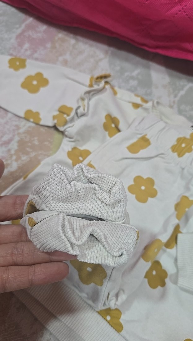 Uzun Kollu krem Bebek Takımı Çiçek Desenli - Görsel 4