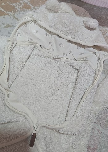 Beyaz Kapüşonlu Bebek Takımı, Uzun Kollu - Görsel 8