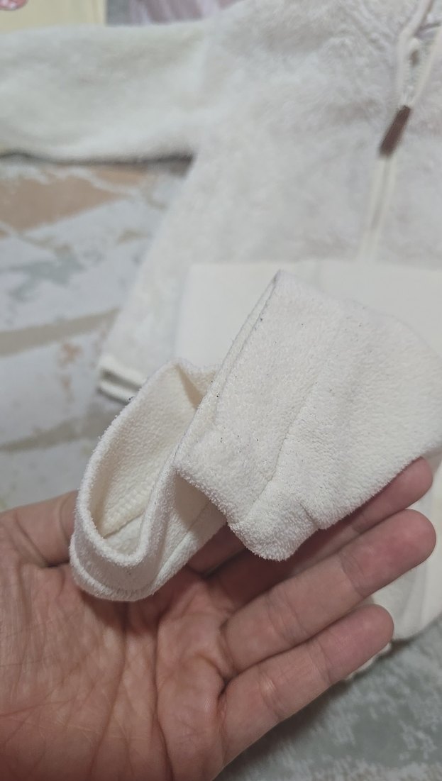 Beyaz Kapüşonlu Bebek Takımı, Uzun Kollu - Görsel 4